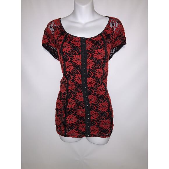 Avenue Tops - Avenue Womens Black & Red Floral Lace Top Size 14 16 Short Sleeve Y2K Style